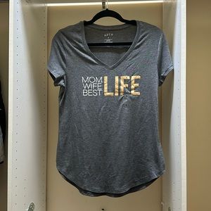 NWT Comfy mom, wife, best life shirt